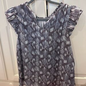 Elegant Ruffled Sleeve Top - Gray